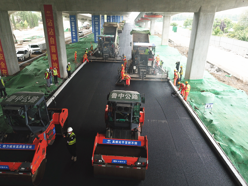 三個“皮”匠合力戰(zhàn)“昌國” ——記鏖戰(zhàn)在昌國快速路建設(shè)中的團隊