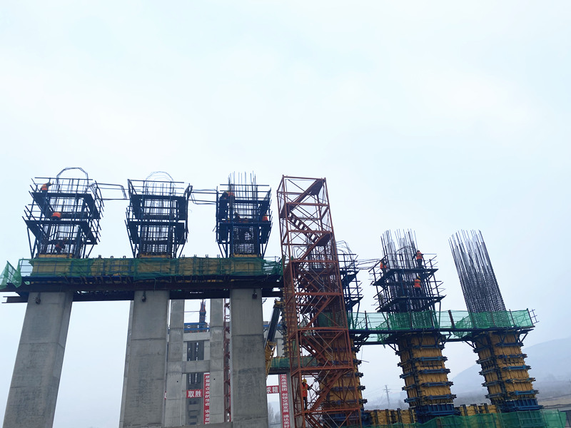 魯中公路全力以“復(fù)”，掀起春季大干熱潮