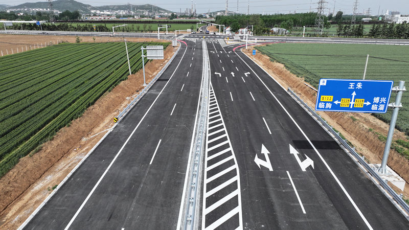 【一提三?！颗R淄區(qū)四好農(nóng)村路改造提升項(xiàng)目全線通車