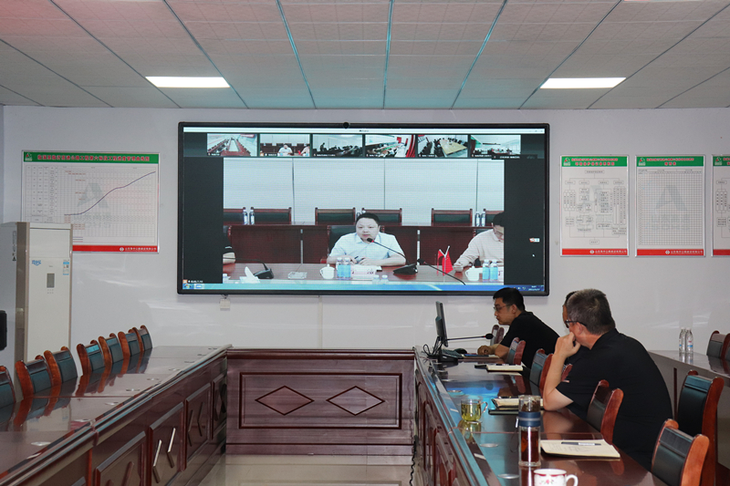 山東高速基礎(chǔ)設(shè)施公司召開臨臨高速項(xiàng)目檢查反饋會(huì)