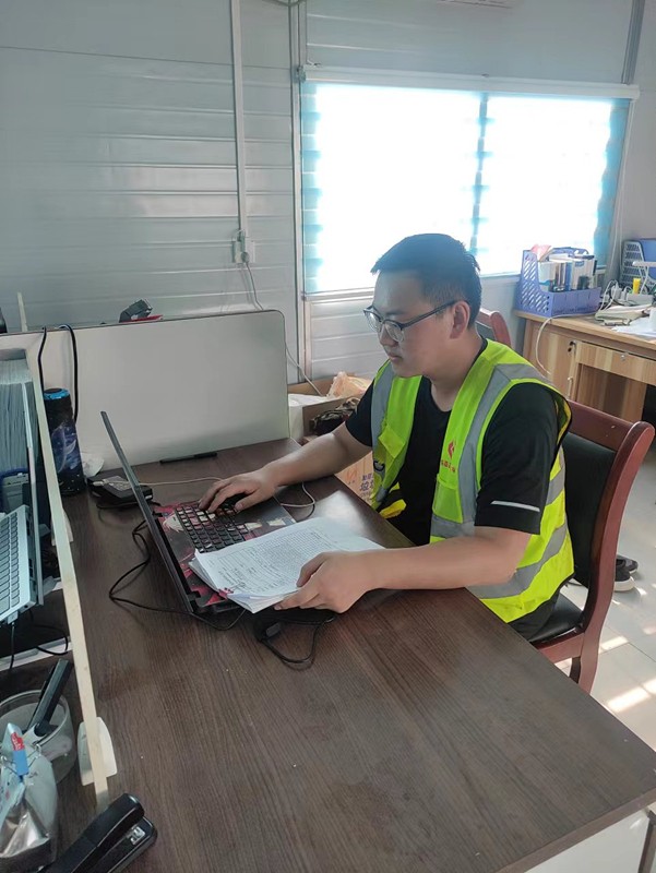 我是魯中公路的新兵：臨臨高速項(xiàng)目部實(shí)習(xí)生遲慶華