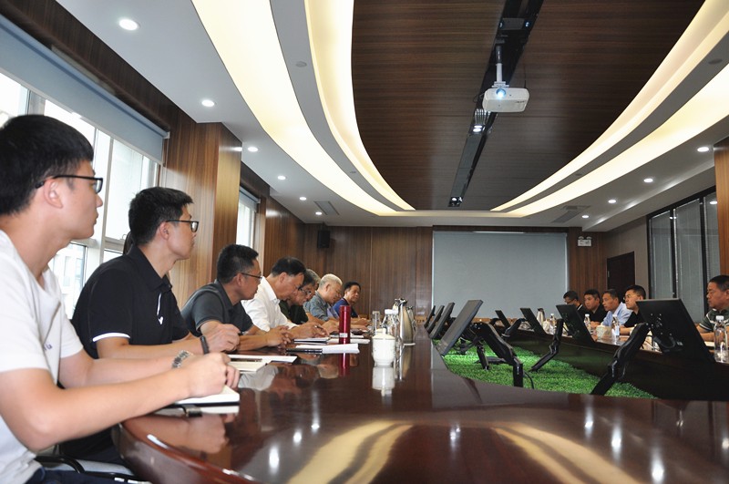 山東公路協(xié)會(huì)、淄博市科協(xié)等專(zhuān)家一行蒞臨我公司開(kāi)展考察指導(dǎo)工作