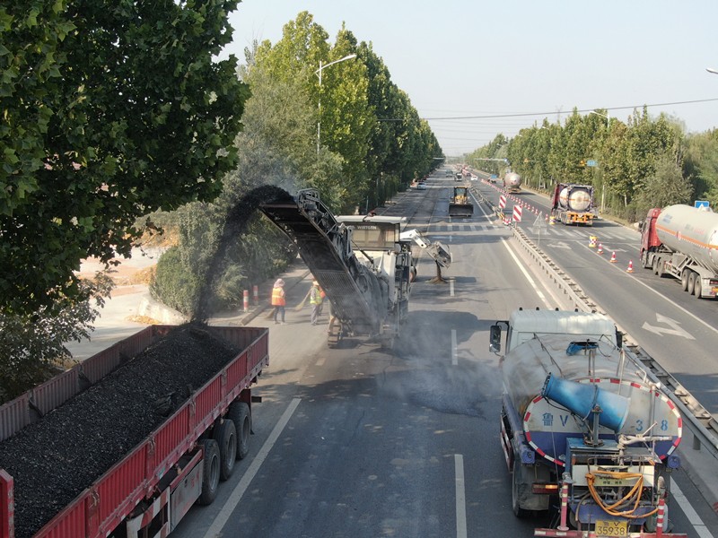 青春獻(xiàn)禮二十大 續(xù)寫(xiě)新篇克黃線(xiàn)