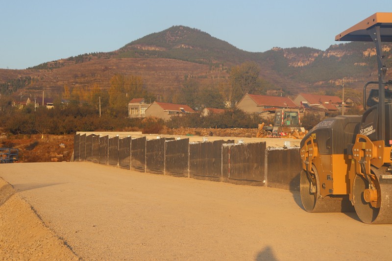 臺(tái)背回填壓實(shí)_副本