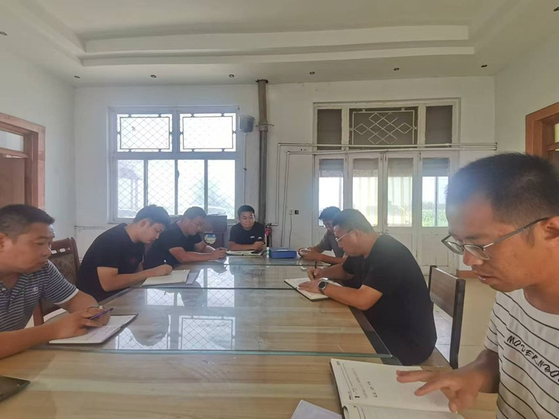 鼎晟達(dá)公司開展項(xiàng)目月度檢查