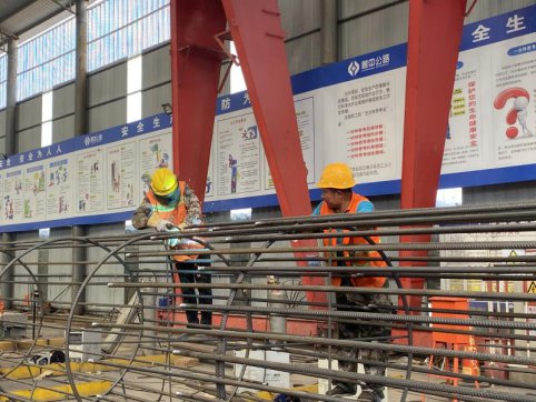 【抓作風 創(chuàng)效益】第二工程公司以辛勤的汗水獻禮祖國