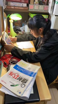 愿你出走半生，歸來(lái)仍是少年