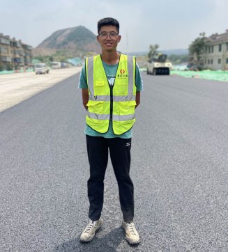 奮進(jìn)新時(shí)代，砥礪新征程